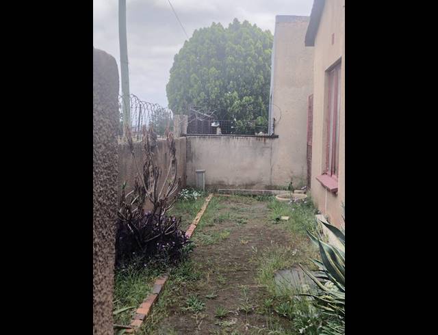 3 BEDROOM HOUSE FOR SALE IN KATLEHONG SOUTH